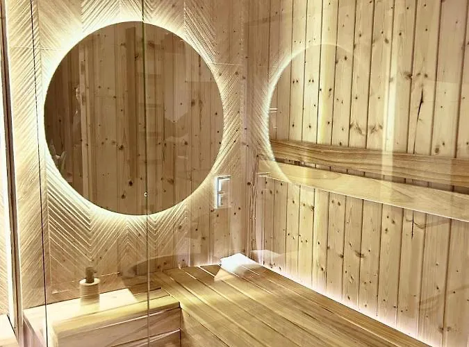 Zora Centrum + Sauna 아파트 스클라르스카포렘바